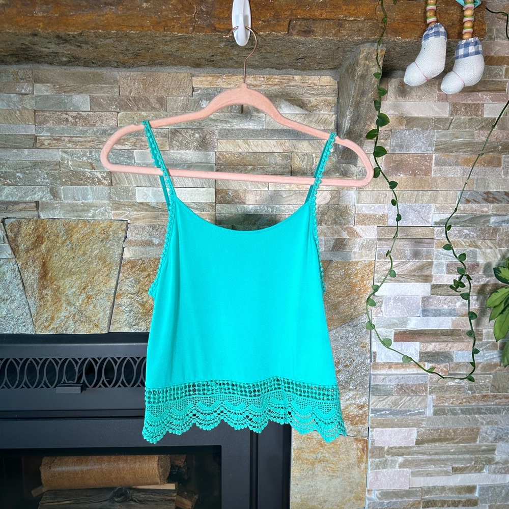 Small Mason and Mackenzie Aqua Crop Top with Lace Bottom - Perfect for Summer!